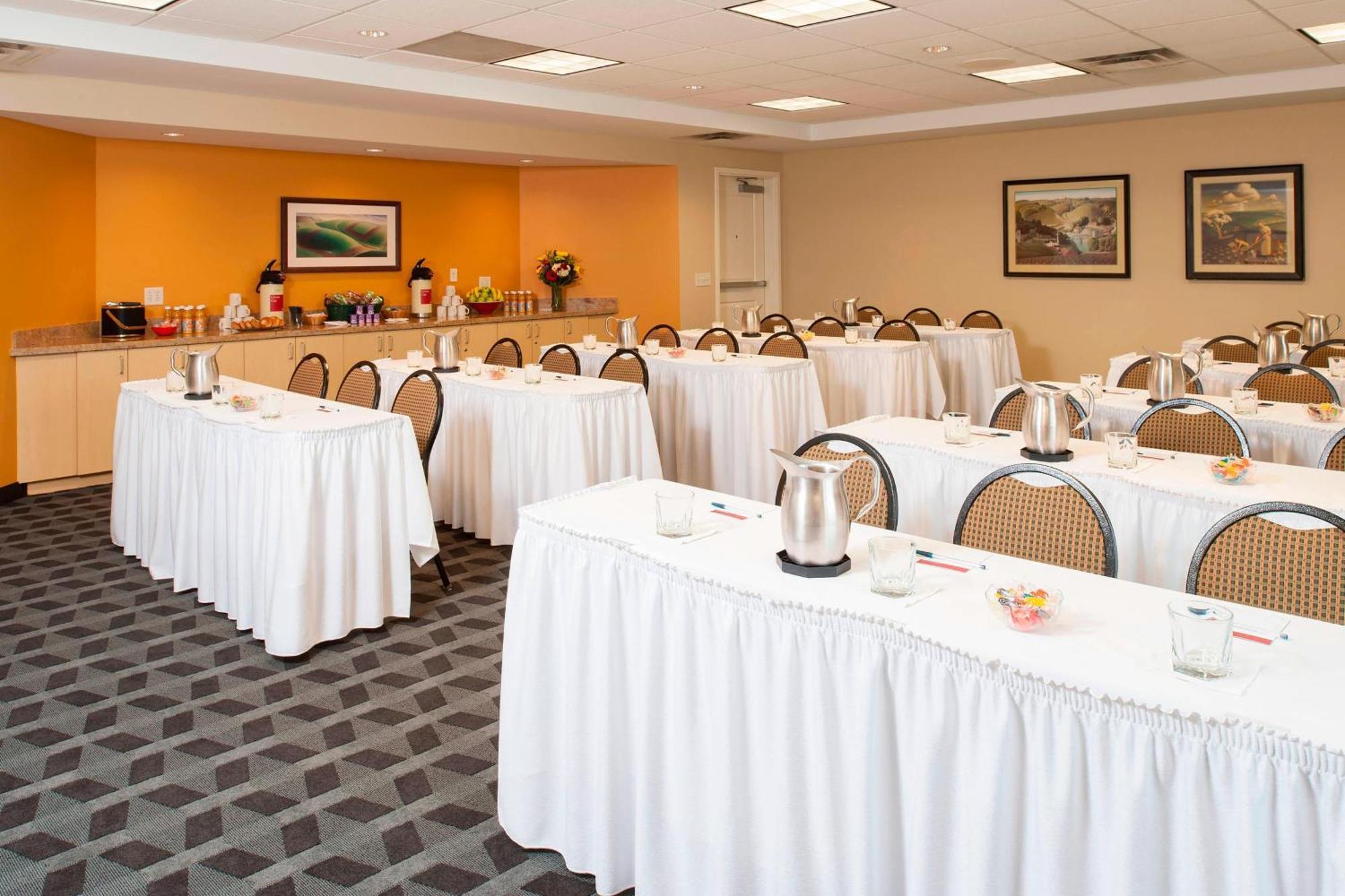 Towneplace Suites Des Moines Urbandale Johnston Luaran gambar