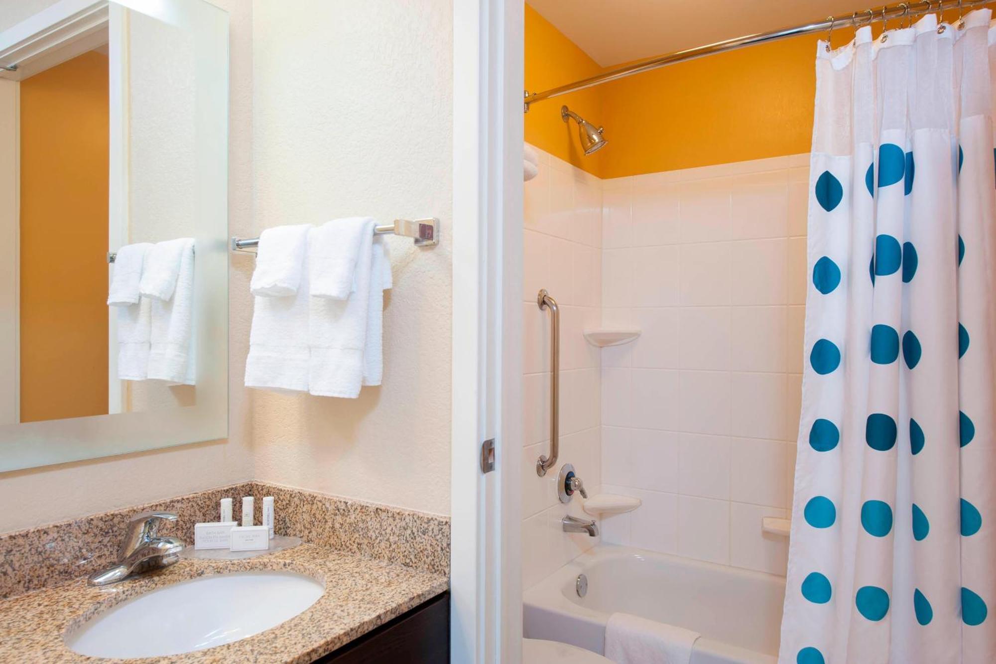 Towneplace Suites Des Moines Urbandale Johnston Luaran gambar